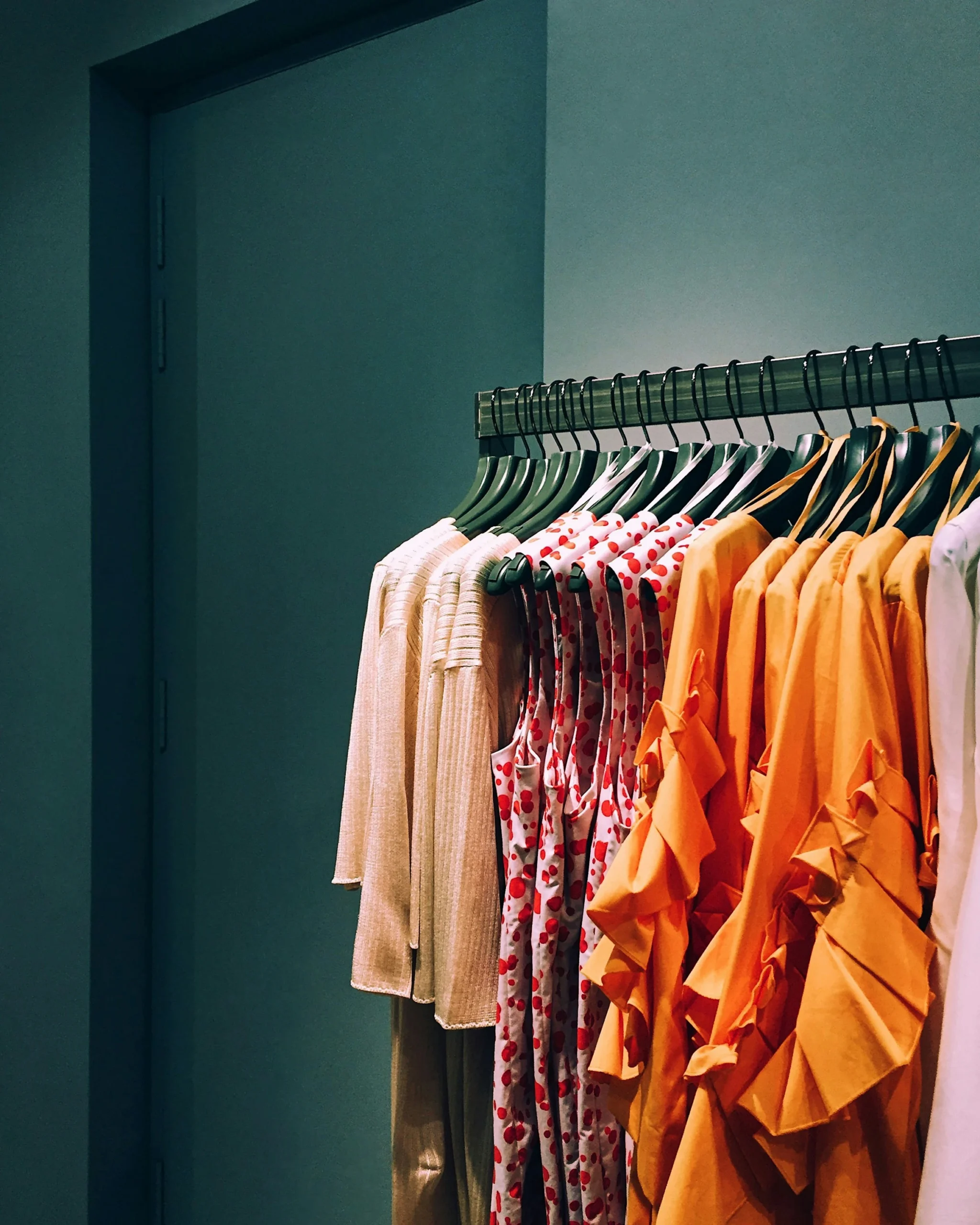 Image of a neatly arranged wardrobe